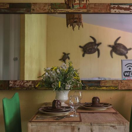 Doce Lar Hostel Noronha เฟอร์นันโด เด โนรอนญา ภายนอก รูปภาพ