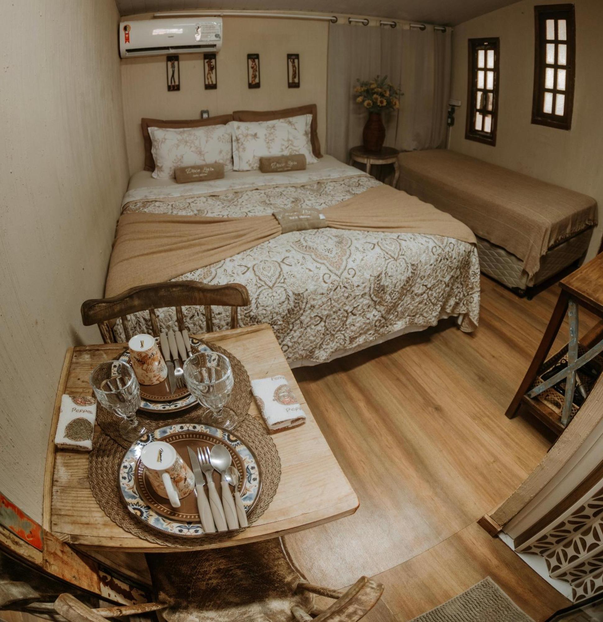 Doce Lar Hostel Noronha เฟอร์นันโด เด โนรอนญา ภายนอก รูปภาพ
