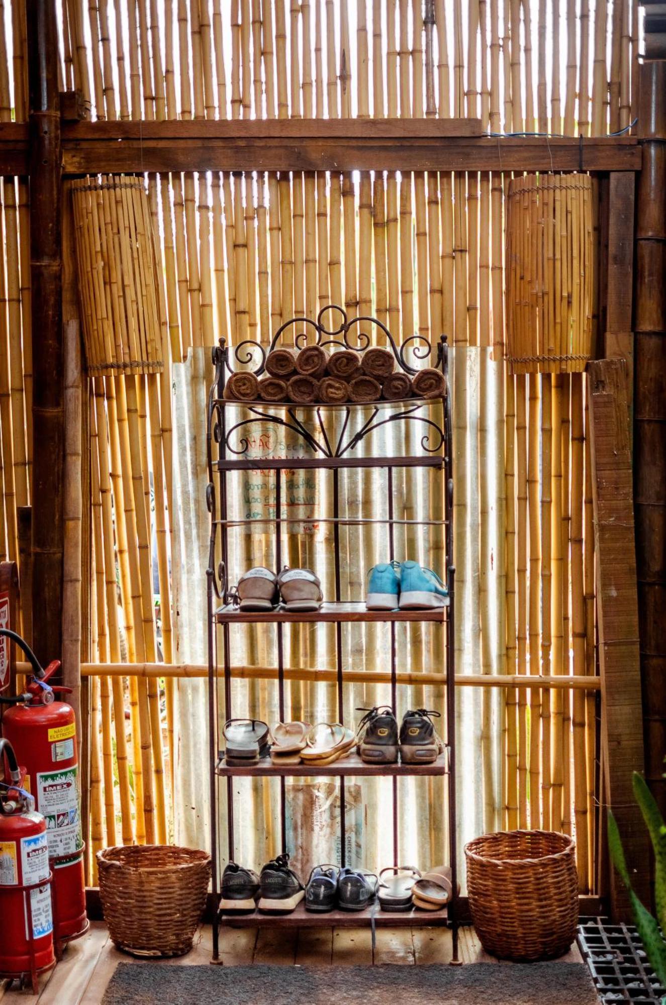 Doce Lar Hostel Noronha เฟอร์นันโด เด โนรอนญา ภายนอก รูปภาพ
