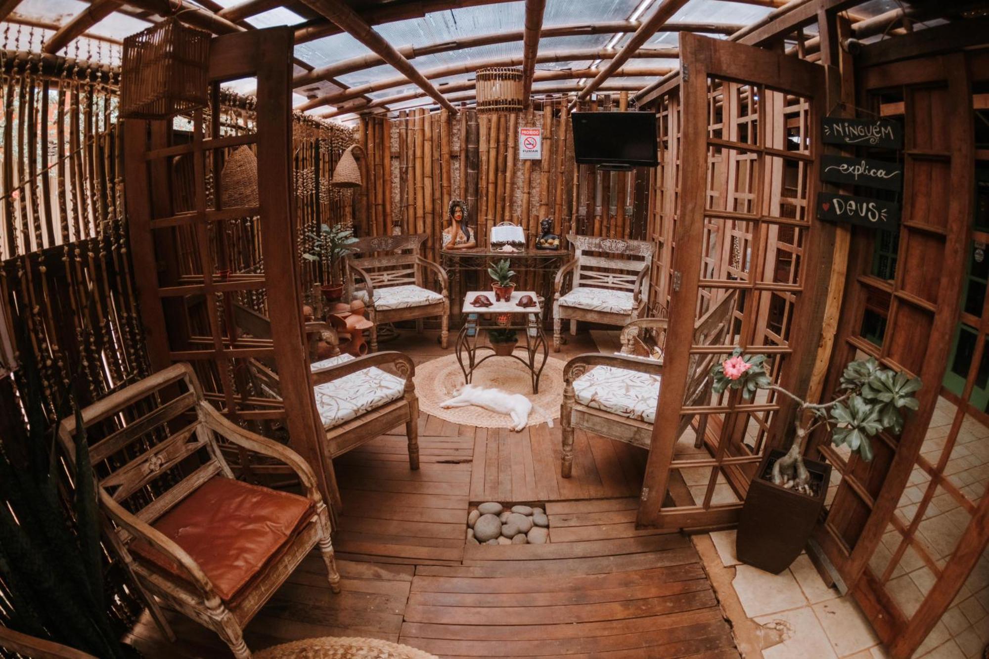 Doce Lar Hostel Noronha เฟอร์นันโด เด โนรอนญา ภายนอก รูปภาพ