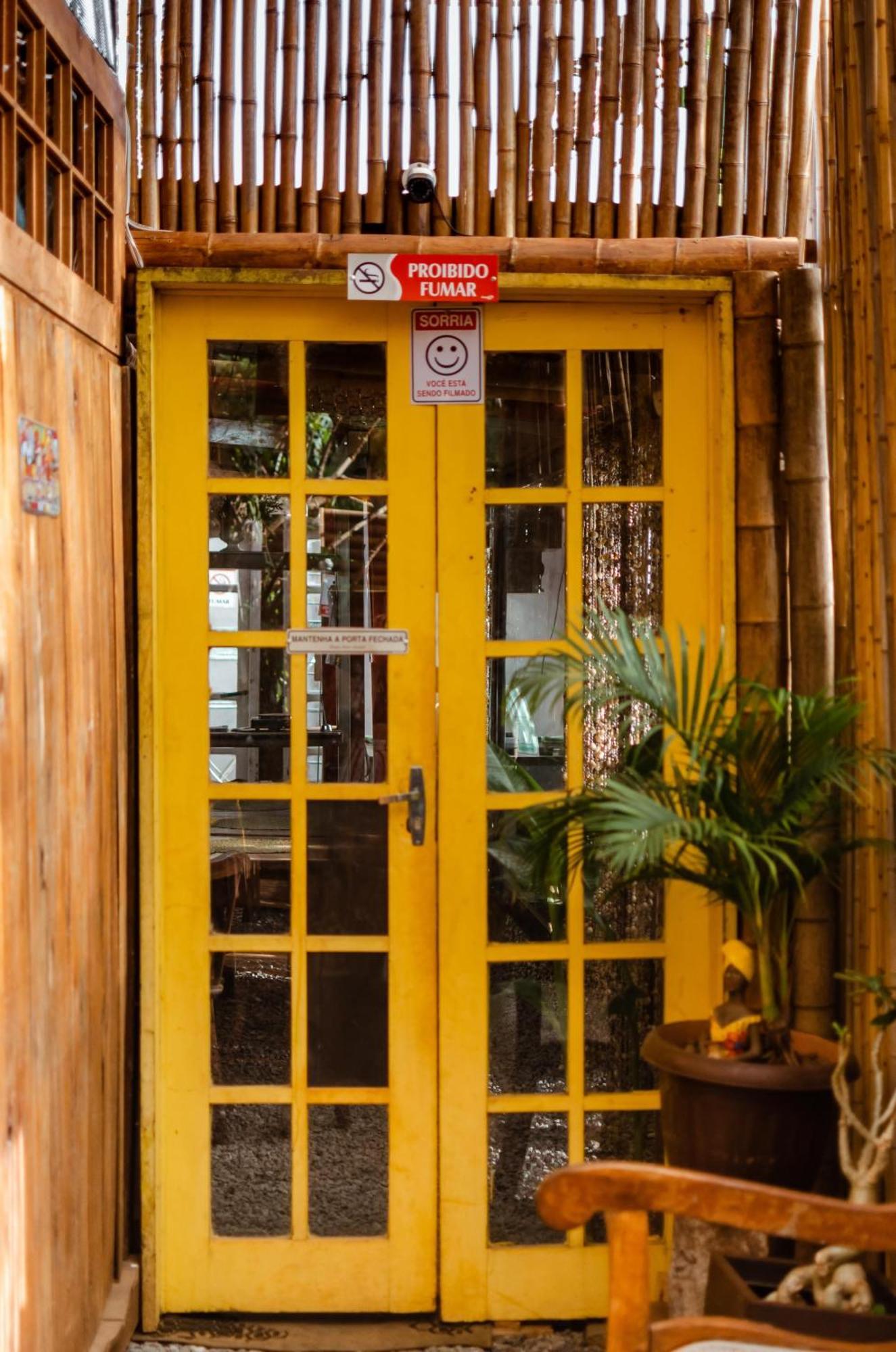 Doce Lar Hostel Noronha เฟอร์นันโด เด โนรอนญา ภายนอก รูปภาพ