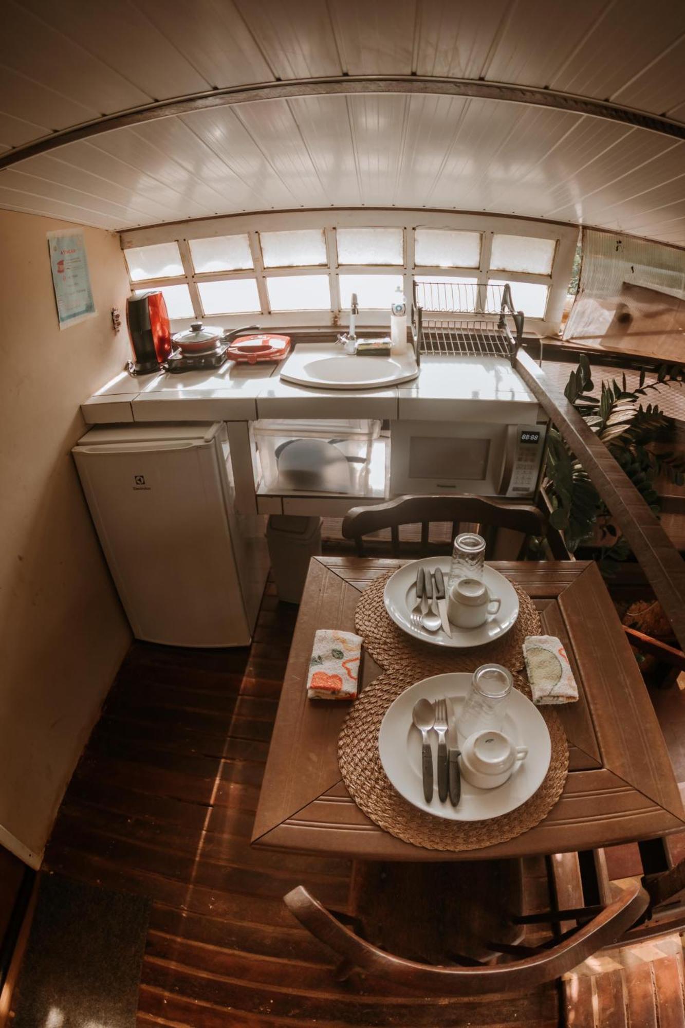 Doce Lar Hostel Noronha เฟอร์นันโด เด โนรอนญา ภายนอก รูปภาพ