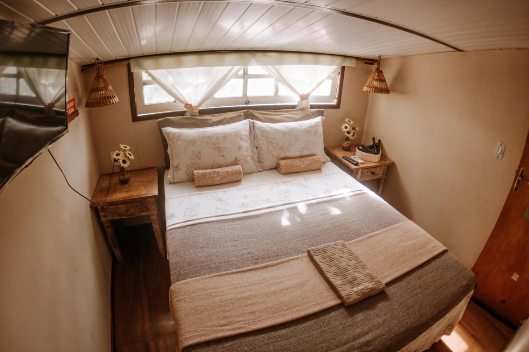 Doce Lar Hostel Noronha เฟอร์นันโด เด โนรอนญา ภายนอก รูปภาพ