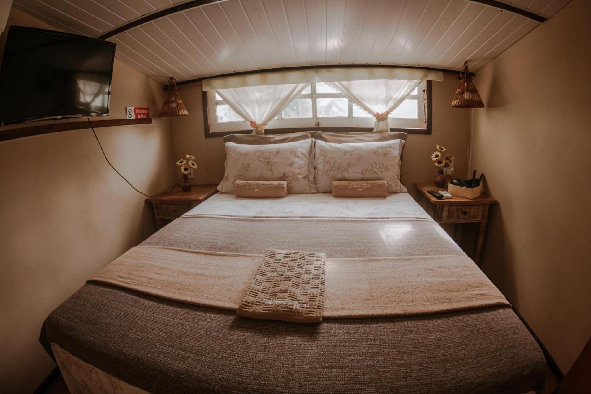 Doce Lar Hostel Noronha เฟอร์นันโด เด โนรอนญา ภายนอก รูปภาพ