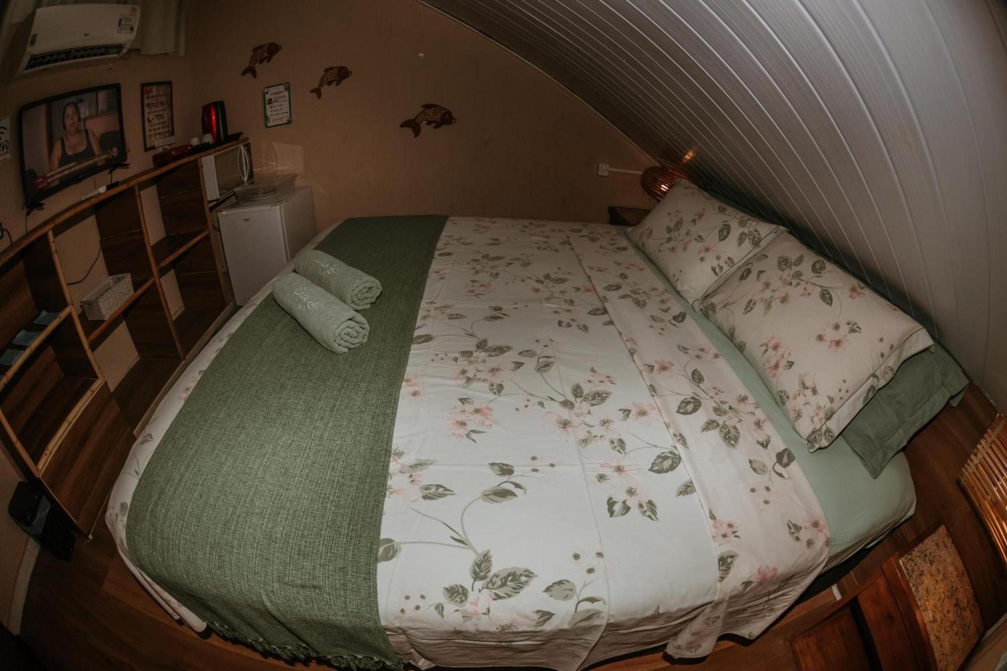 Doce Lar Hostel Noronha เฟอร์นันโด เด โนรอนญา ภายนอก รูปภาพ