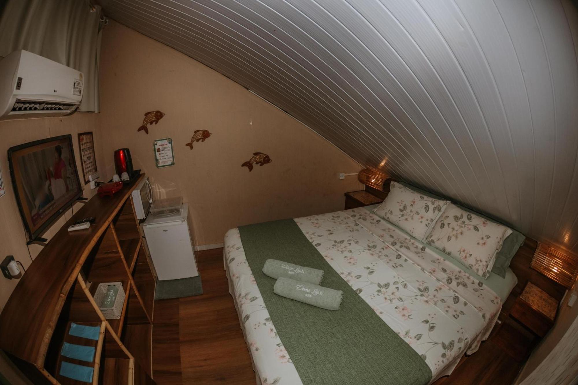 Doce Lar Hostel Noronha เฟอร์นันโด เด โนรอนญา ภายนอก รูปภาพ