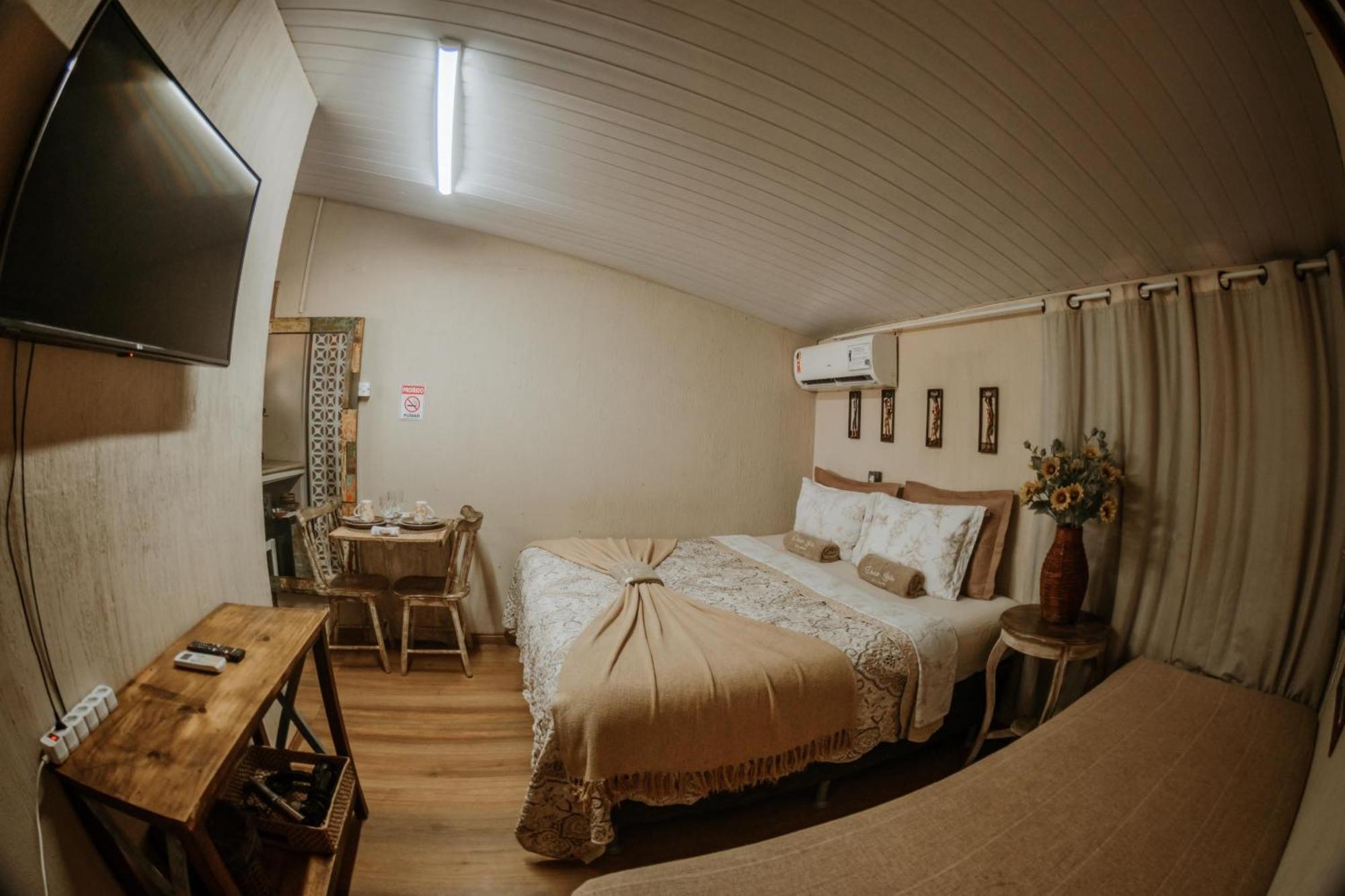 Doce Lar Hostel Noronha เฟอร์นันโด เด โนรอนญา ภายนอก รูปภาพ