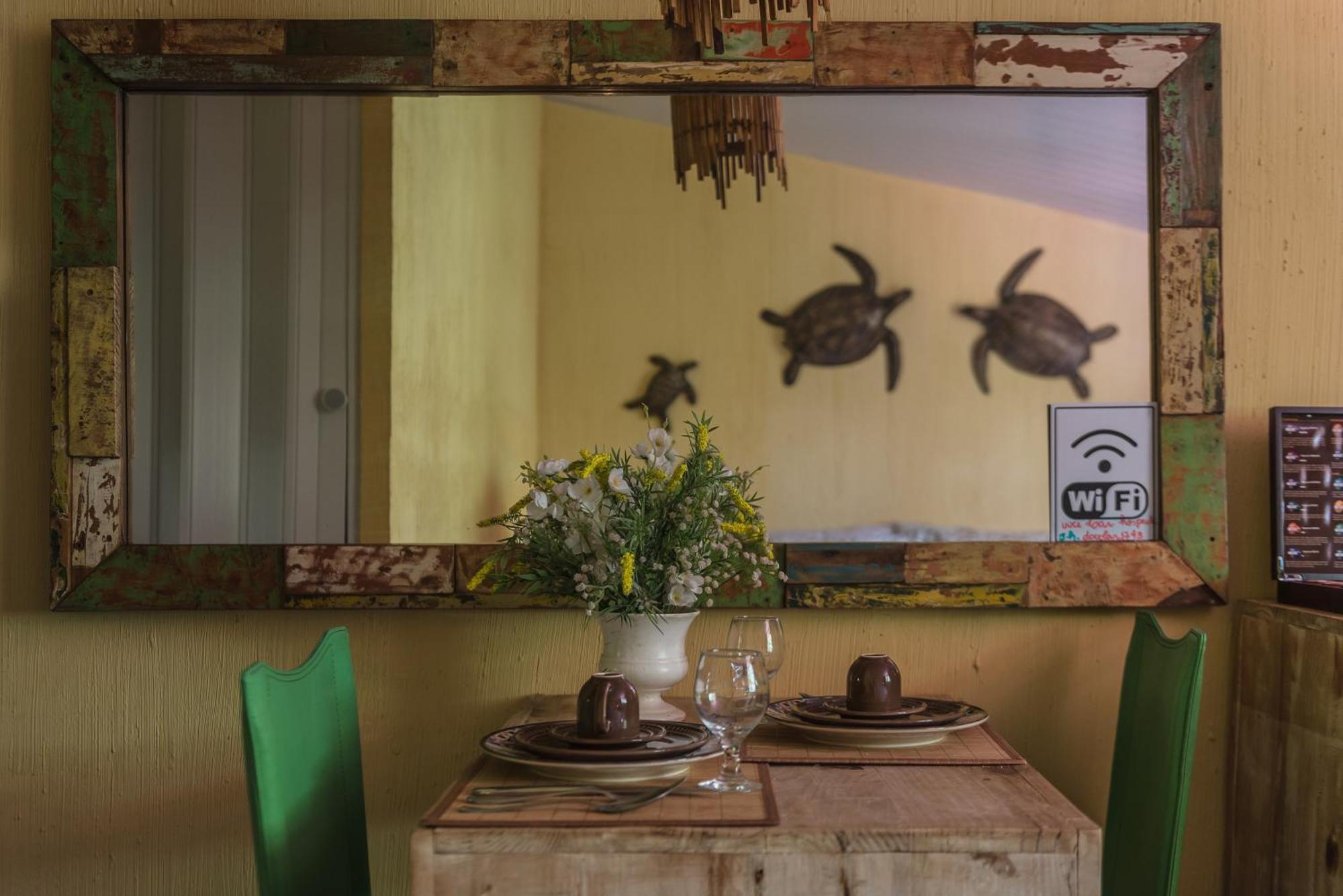 Doce Lar Hostel Noronha เฟอร์นันโด เด โนรอนญา ภายนอก รูปภาพ