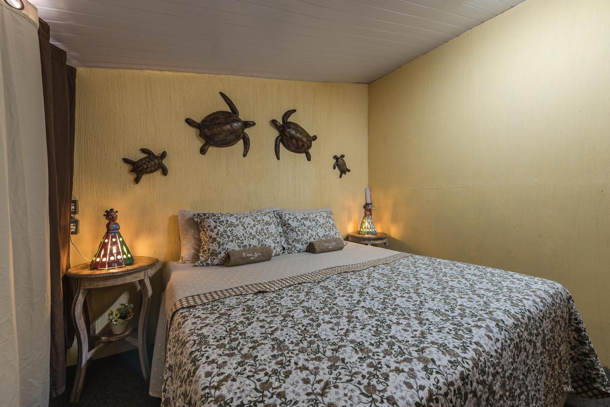 Doce Lar Hostel Noronha เฟอร์นันโด เด โนรอนญา ภายนอก รูปภาพ